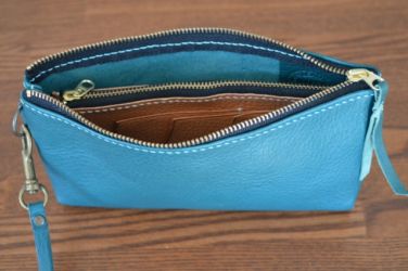 スマホも入るポーチウォレット画像3