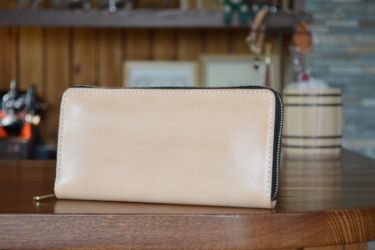 ラウンドファスナーウォレット1