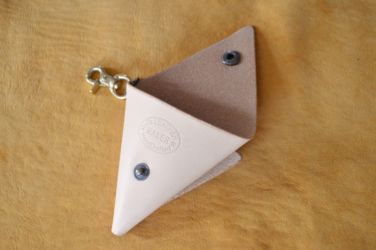 三角コインケースイタリアヌメ2