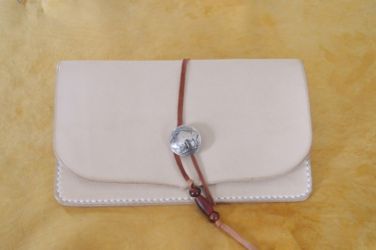 通帳ケースヌメ革1