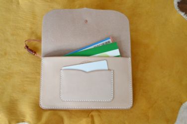 通帳ケースヌメ革5