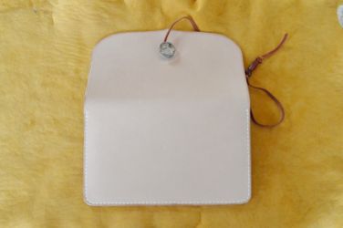 通帳ケースヌメ革3